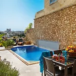 Carini Villa