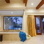Carini Villa