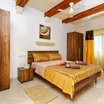 Carini Villa *