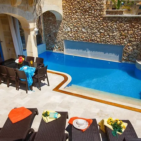 Carini Villa *