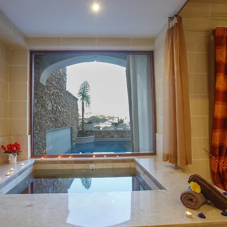 Carini Villa Għarb