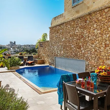 Carini Villa
