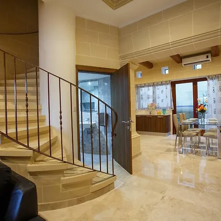 Carini Villa