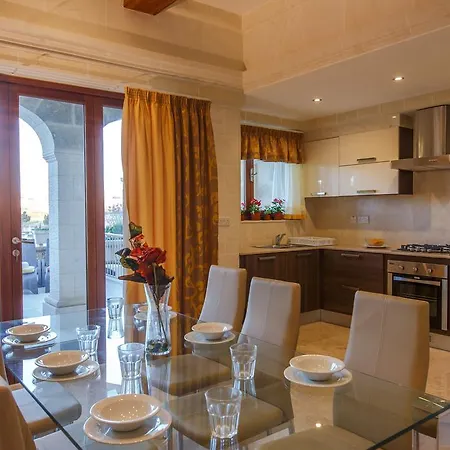 Carini Villa *