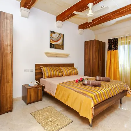 Carini Villa *