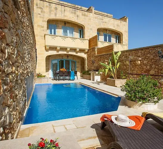 Carini * Gharb (Gozo)